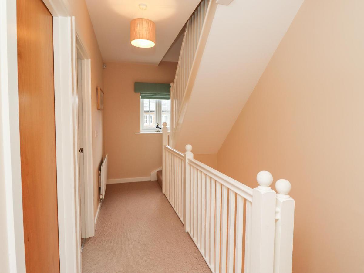 High Sea View Villa Beadnell Bagian luar foto